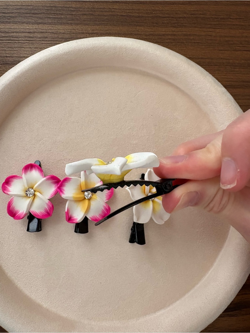 Handmade Tropical Flower Small Hair Clips - Picture 2 of 2
